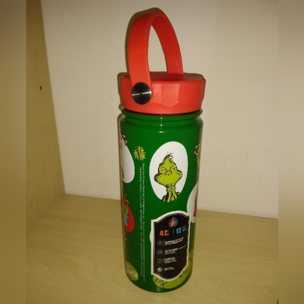 Dr. Seuss The Grinch 20oz Water Bottle